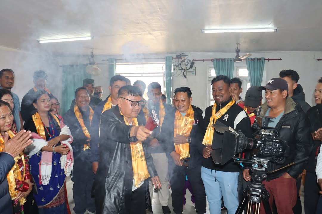 चलचित्र &#8216;अस्तु’ को शुभ मुहुर्त शुभारम्भ, हरिहरपुरगढीमा छायांकन हुने