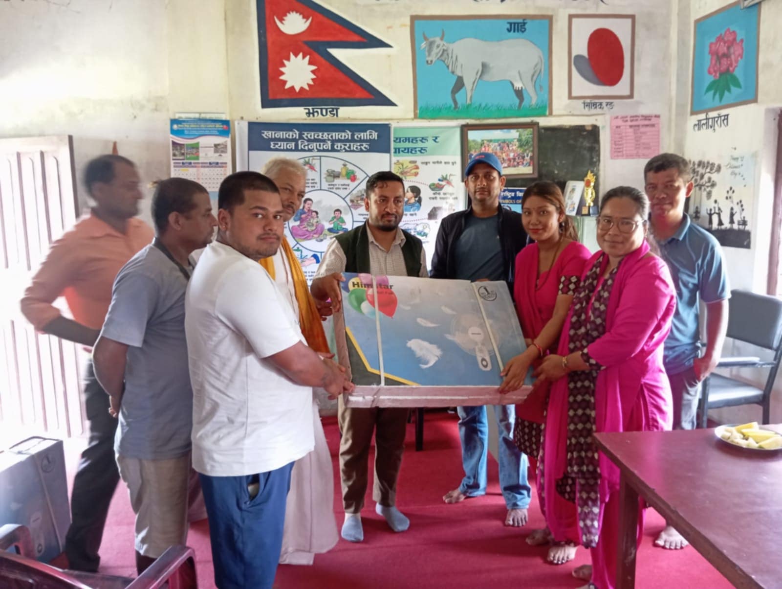 ग्लोबल आइएमई बैंकद्वारा जनता आधारभूत विद्यालयलाई सहयोग