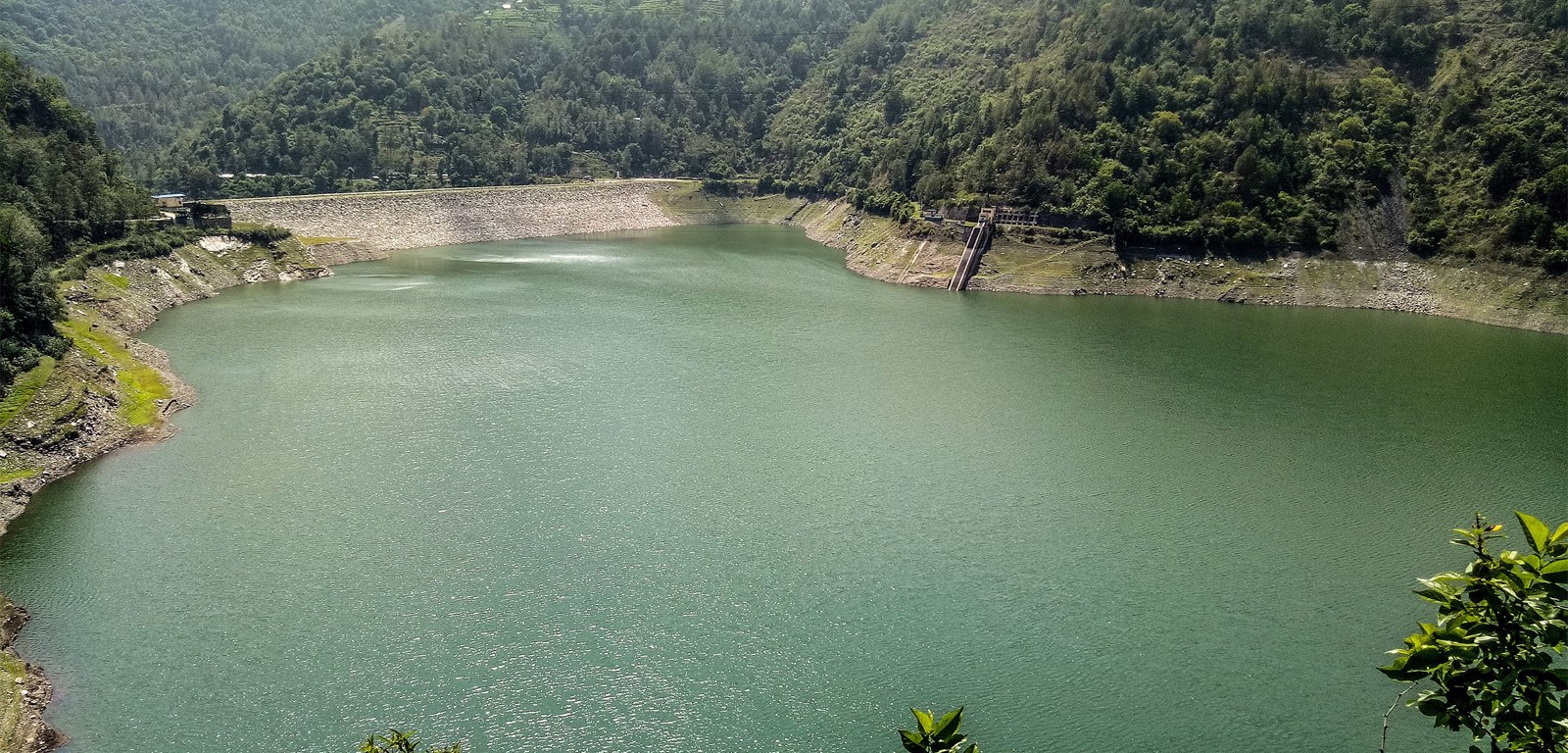 अविरल बर्षाले कुलेखानी बाँध भरिन लाग्यो ,सतर्क रहन अनुरोध