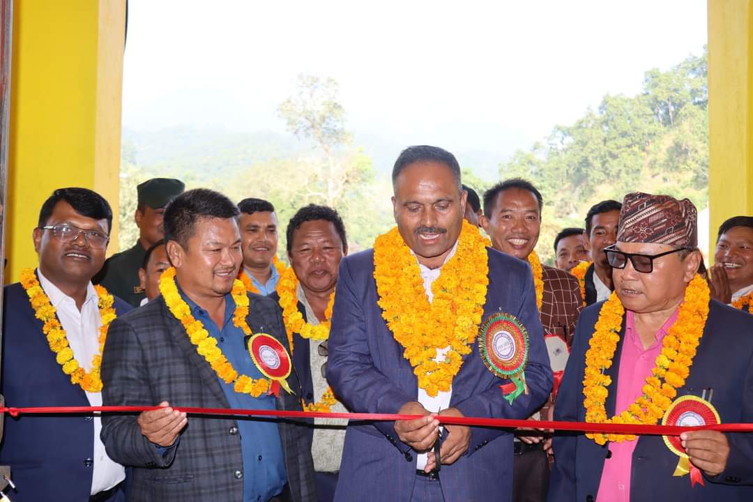 हरिहरपुरगढी धनमना खोलाको नवनिर्मित बिद्यालय उद्घाटन