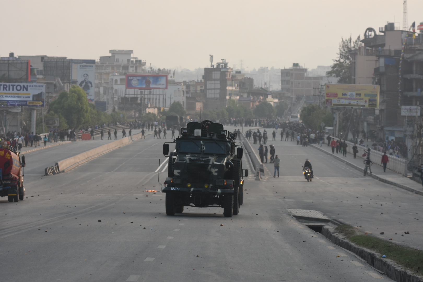 काठमाडौको तिनकुने क्षेत्रमा सेना परिचालन
