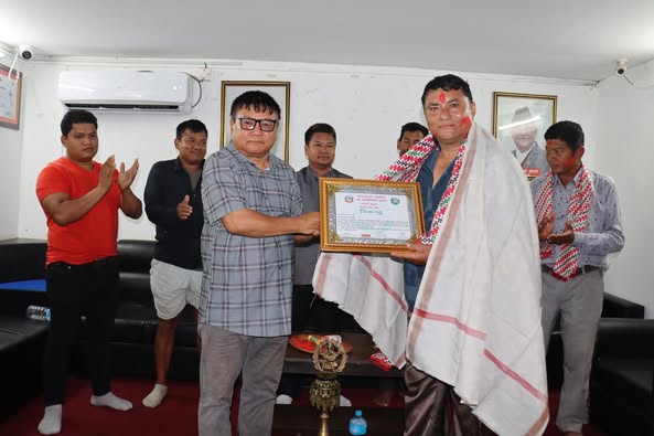सामुदायिक वालविकास सिकाई केन्द्र जग्गादातालाई हरिहरपुरगढी गाउँपालिकाद्वारा सम्मान