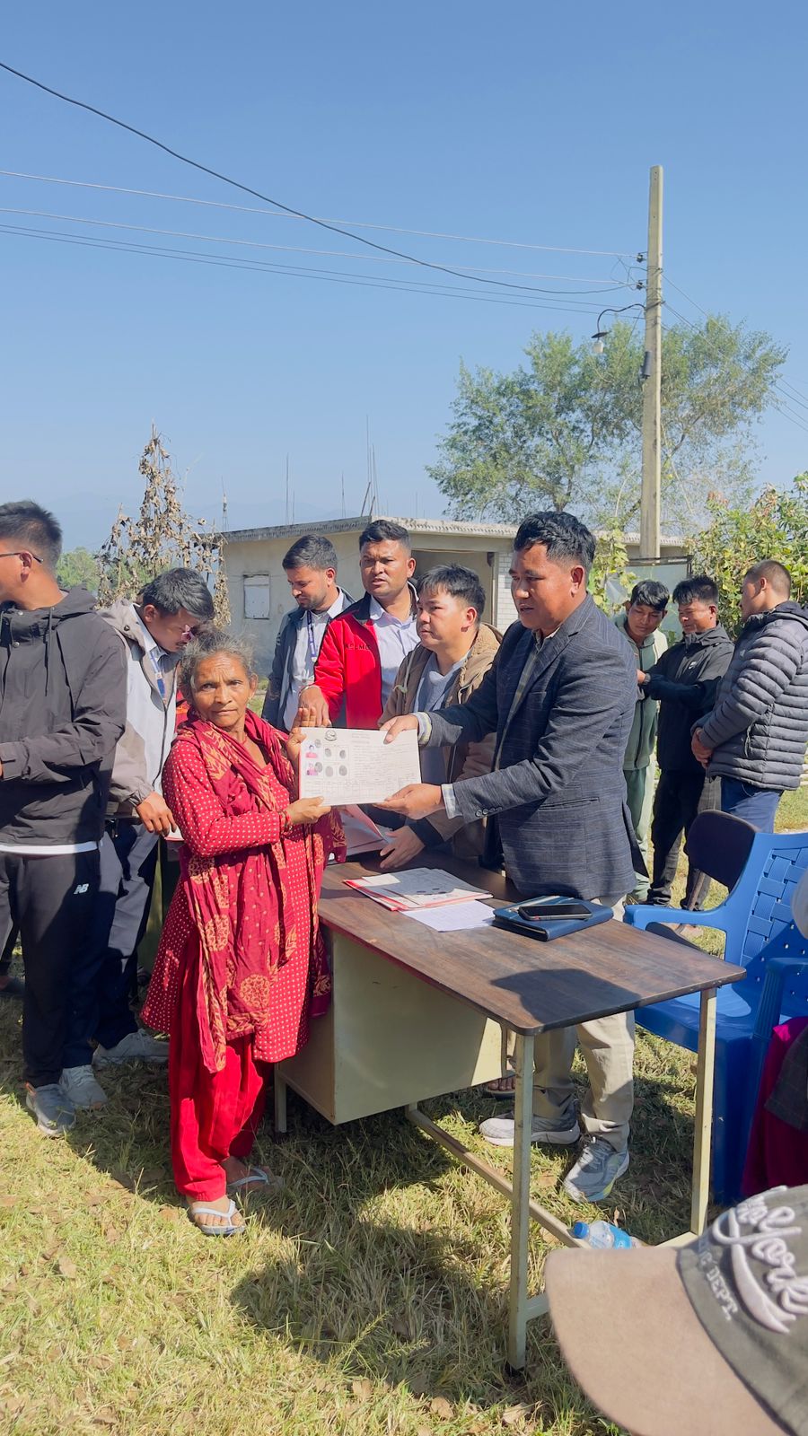 बागमतीमा १०४ जना सुकुम्बासी, दलित र भूमिहिनलाई लालपुर्जा वितरण