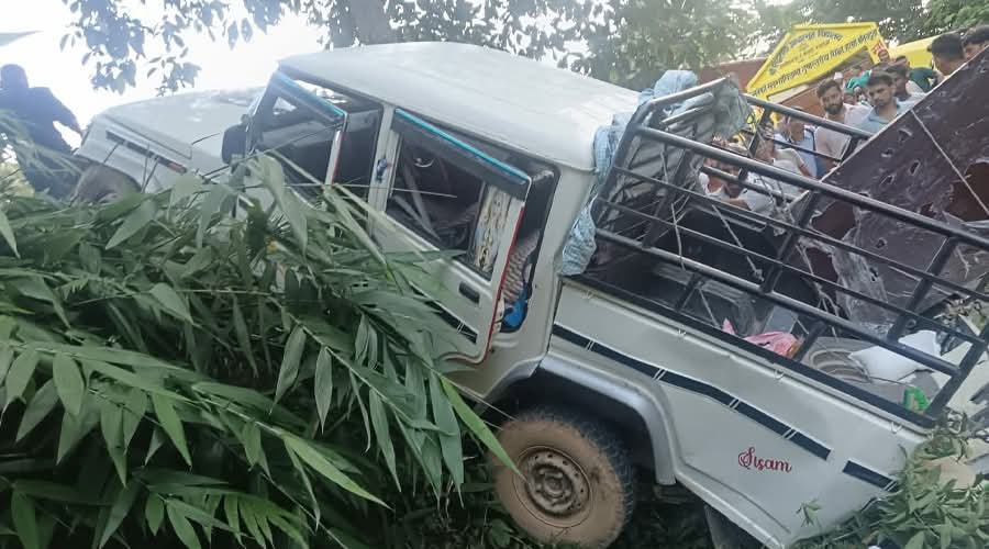 स्याङ्जामा जिप दुर्घटना : २ जनाको मृत्यु, १० घाइते